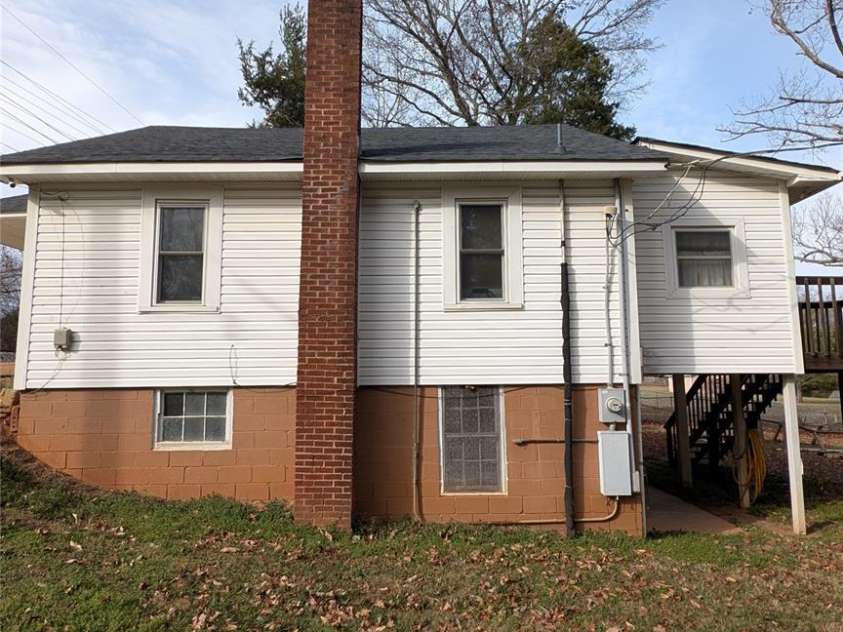 19212 Old Statesville Road, Cornelius, NC 28031.  MLS# CAR4340602, YatesRealty ID 4729. 