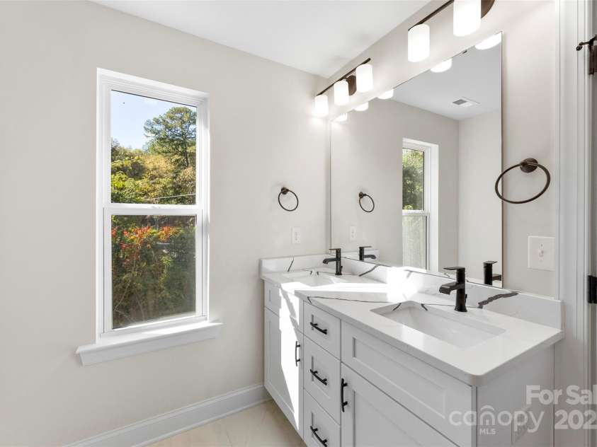 11737 Johnson Davis Road, Huntersville, NC 28078.  MLS# CAR4318856, YatesRealty ID 47292. 