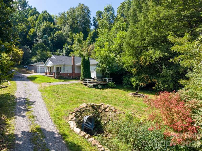 80 Nature Lane, Waynesville, NC 28786.  MLS# CAR4418677, YatesRealty ID 47294. 