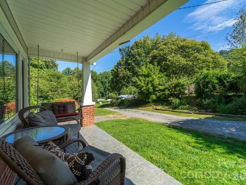 80 Nature Lane, Waynesville, NC 28786.  MLS# CAR4418677, YatesRealty ID 47294. 