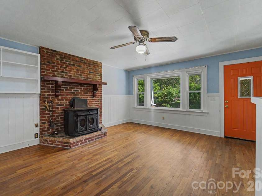 80 Nature Lane, Waynesville, NC 28786.  MLS# CAR4418677, YatesRealty ID 47294. 