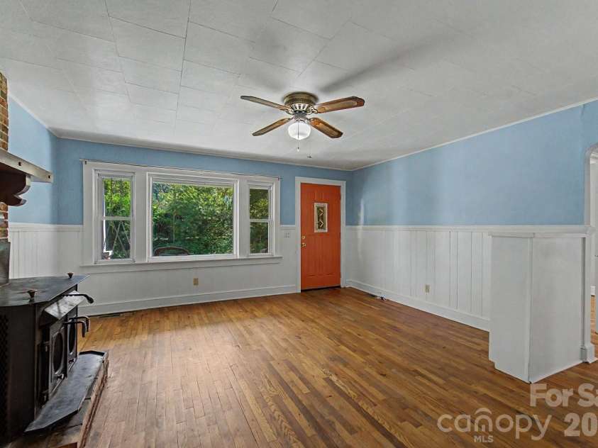 80 Nature Lane, Waynesville, NC 28786.  MLS# CAR4418677, YatesRealty ID 47294. 