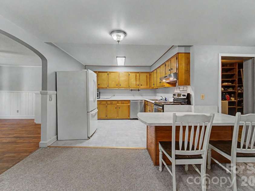 80 Nature Lane, Waynesville, NC 28786.  MLS# CAR4418677, YatesRealty ID 47294. 