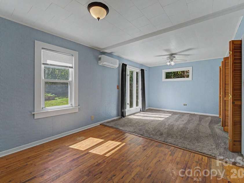 80 Nature Lane, Waynesville, NC 28786.  MLS# CAR4418677, YatesRealty ID 47294. 