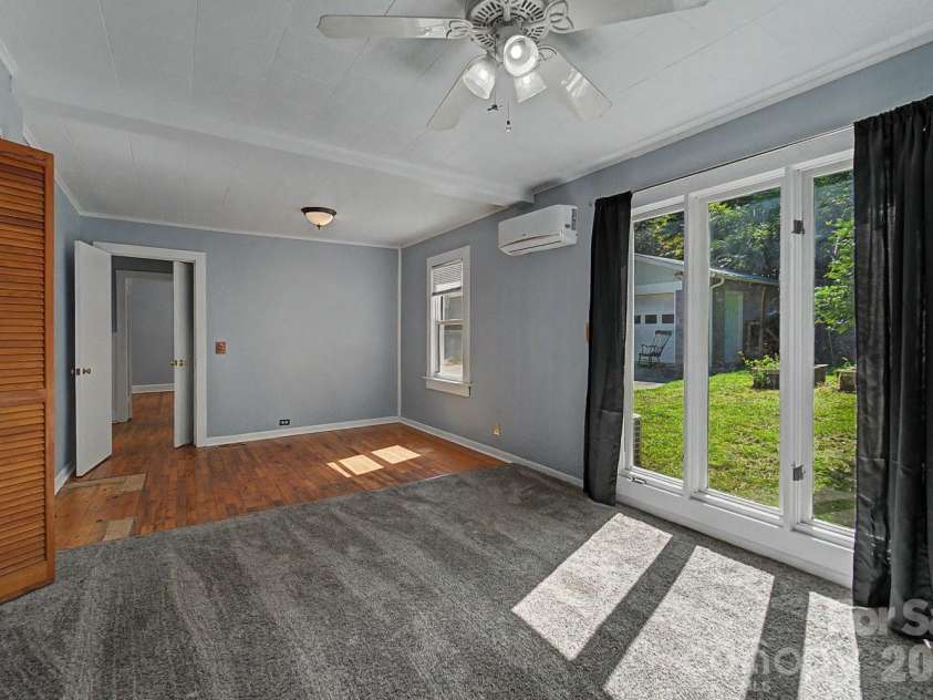 80 Nature Lane, Waynesville, NC 28786.  MLS# CAR4418677, YatesRealty ID 47294. 