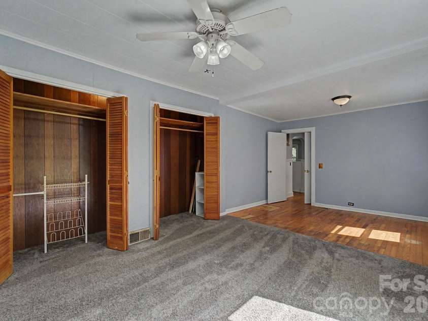 80 Nature Lane, Waynesville, NC 28786.  MLS# CAR4418677, YatesRealty ID 47294. 