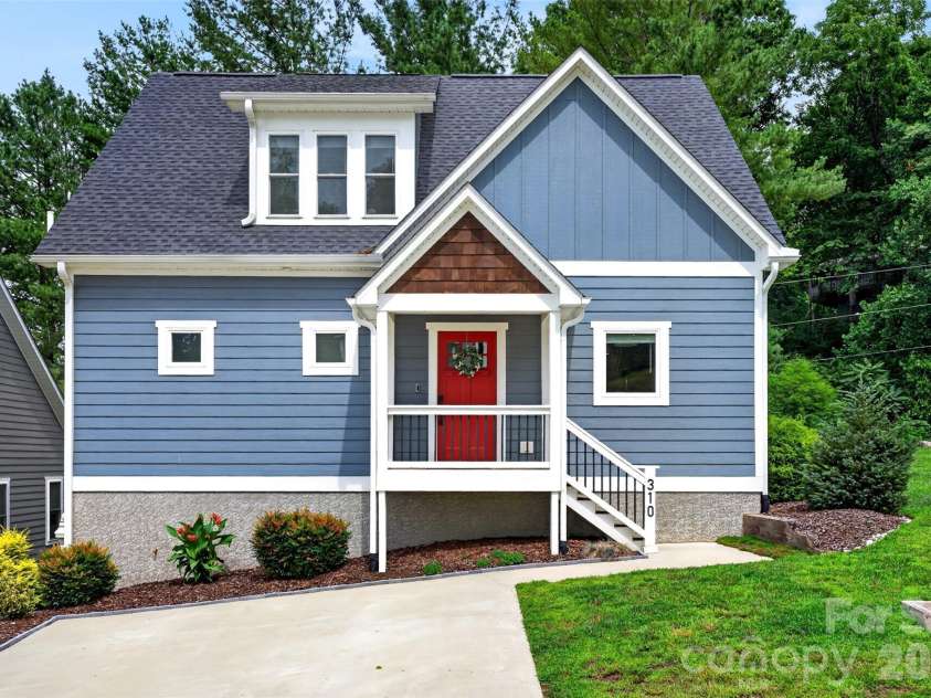 310 Magnolia Ridge Road, Swannanoa, NC 28778.  MLS# CAR4411282, YatesRealty ID 47295. 