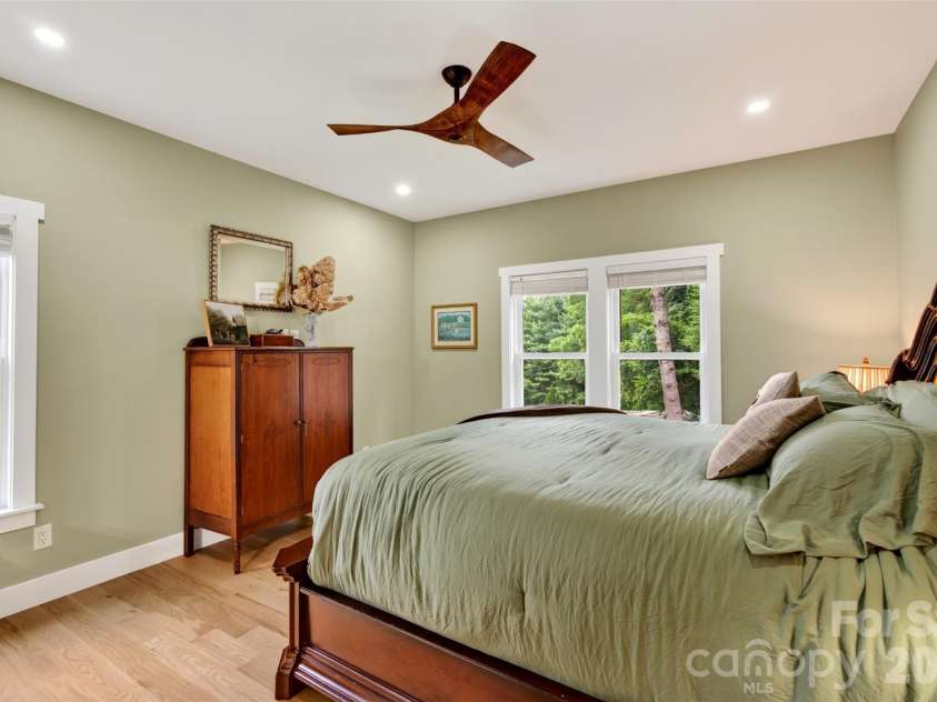 310 Magnolia Ridge Road, Swannanoa, NC 28778.  MLS# CAR4411282, YatesRealty ID 47295. 