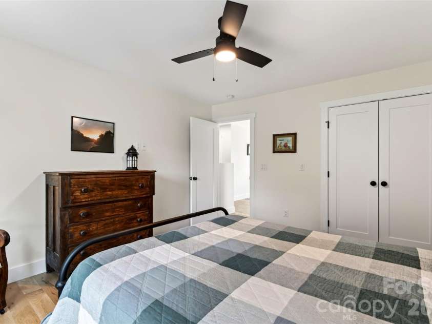 310 Magnolia Ridge Road, Swannanoa, NC 28778.  MLS# CAR4411282, YatesRealty ID 47295. 