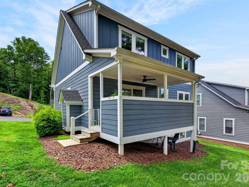 310 Magnolia Ridge Road, Swannanoa, NC 28778.  MLS# CAR4411282, YatesRealty ID 47295. 