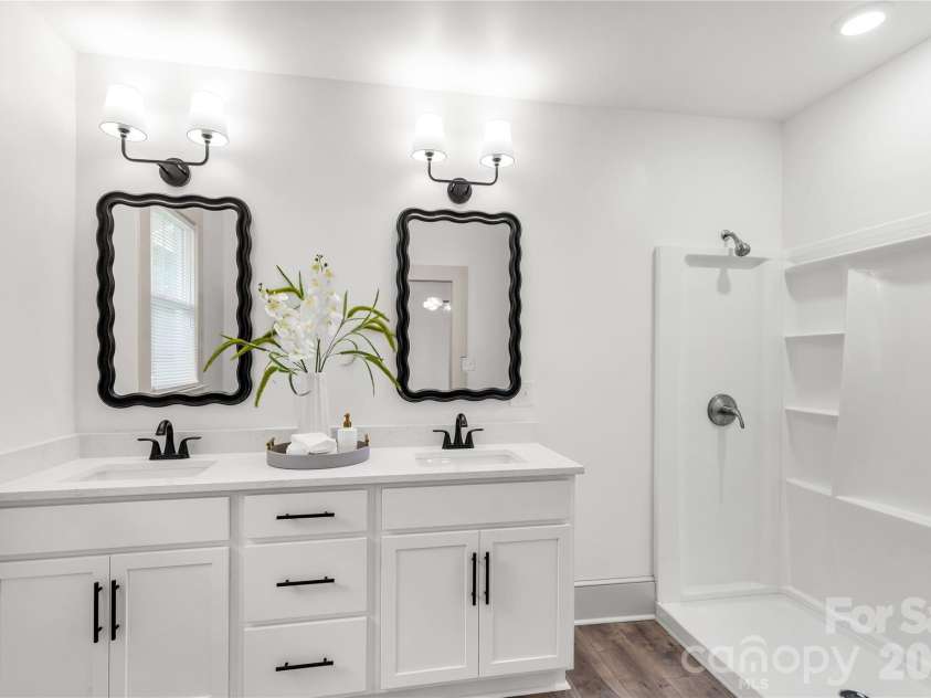 310 Elm Street, Lancaster, SC 29720.  MLS# CAR4419096, YatesRealty ID 47298. 