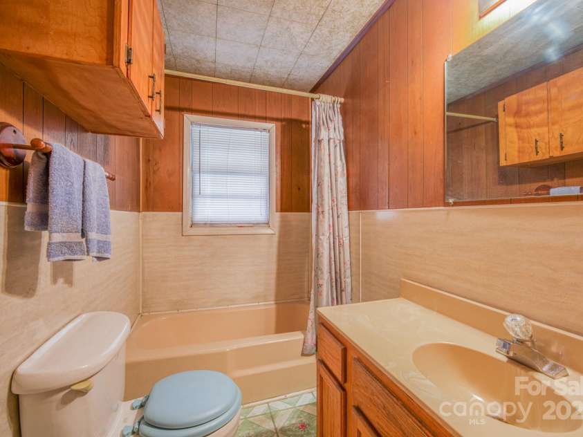 318 Monticello Road, Weaverville, NC 28787.  MLS# CAR4263682, YatesRealty ID 473. 