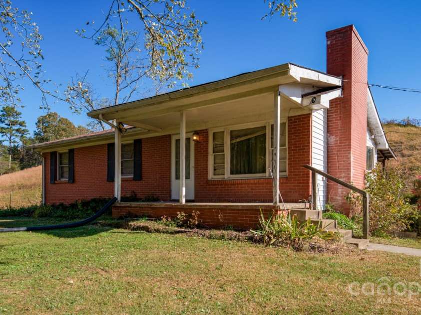 318 Monticello Road, Weaverville, NC 28787.  MLS# CAR4263682, YatesRealty ID 473. 