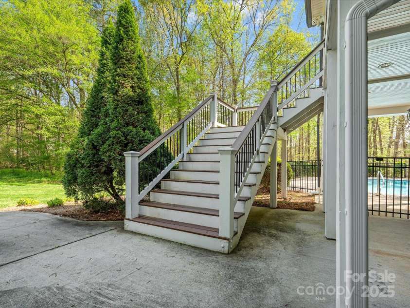 1725 Hannon Farm Road, Fort Mill, SC 29715.  MLS# CAR4242184, YatesRealty ID 4730. 