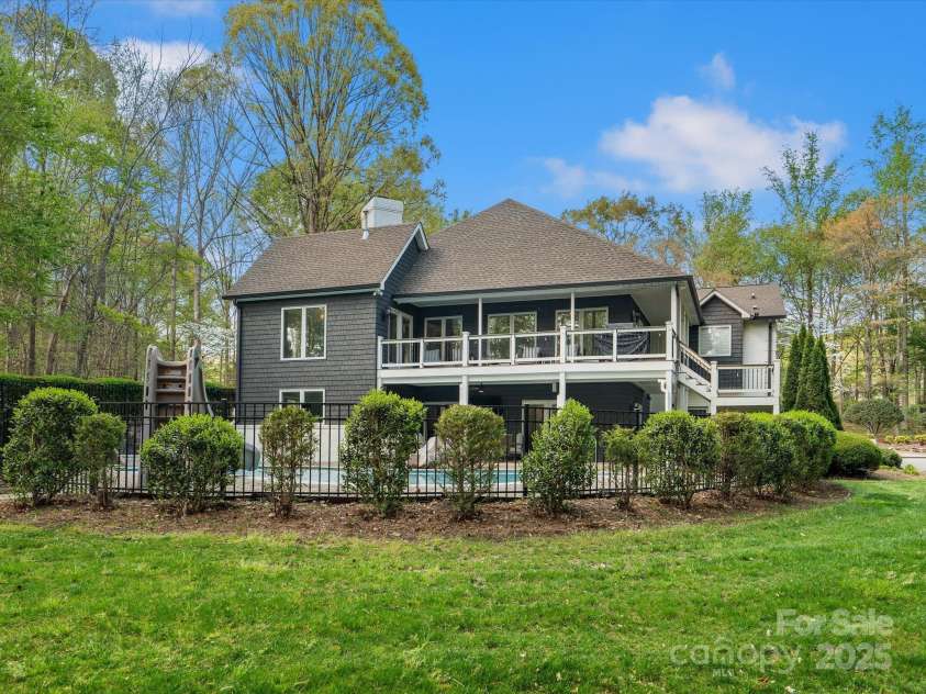 1725 Hannon Farm Road, Fort Mill, SC 29715.  MLS# CAR4242184, YatesRealty ID 4730. 