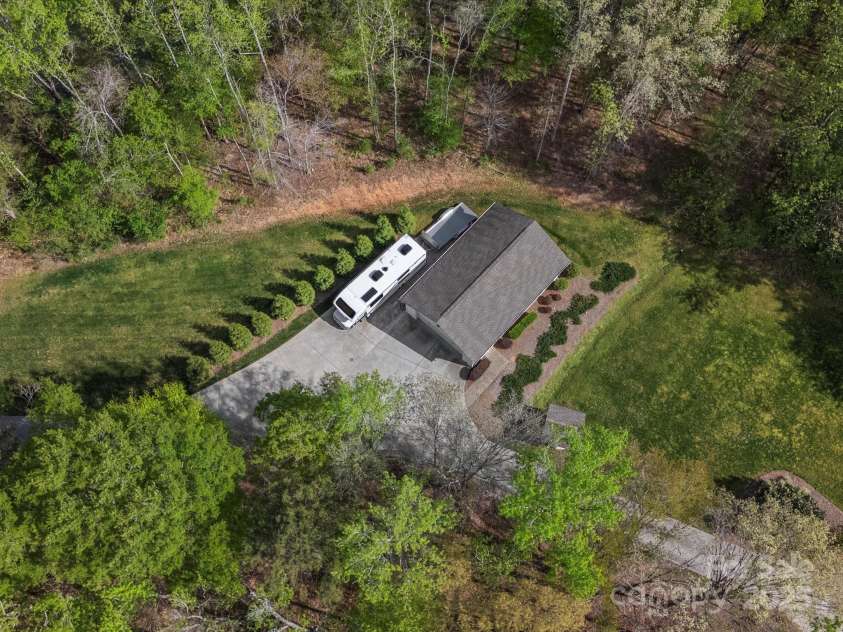 1725 Hannon Farm Road, Fort Mill, SC 29715.  MLS# CAR4242184, YatesRealty ID 4730. 