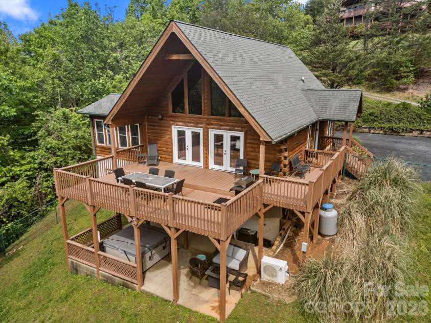 173 Mistletoe Park, Lake Lure, NC 28746.  MLS# CAR4252305, YatesRealty ID 4730. 