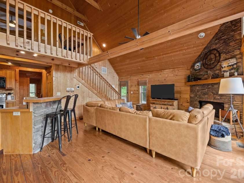 173 Mistletoe Park, Lake Lure, NC 28746.  MLS# CAR4252305, YatesRealty ID 4730. 