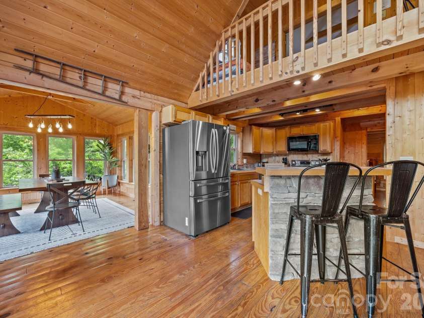 173 Mistletoe Park, Lake Lure, NC 28746.  MLS# CAR4252305, YatesRealty ID 4730. 