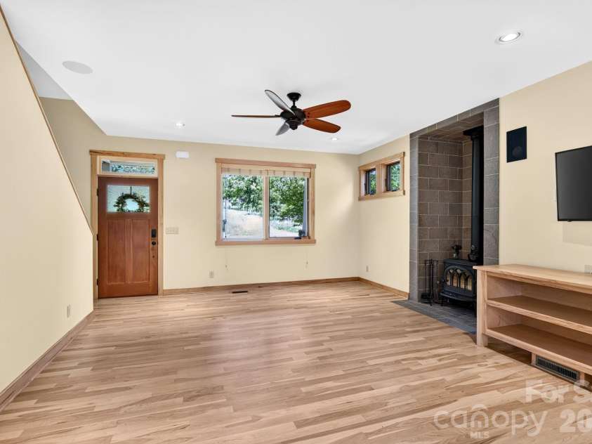 243 Cragmont Road, Black Mountain, NC 28711.  MLS# CAR4418774, YatesRealty ID 47300. 