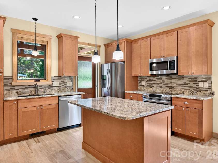 243 Cragmont Road, Black Mountain, NC 28711.  MLS# CAR4418774, YatesRealty ID 47300. 