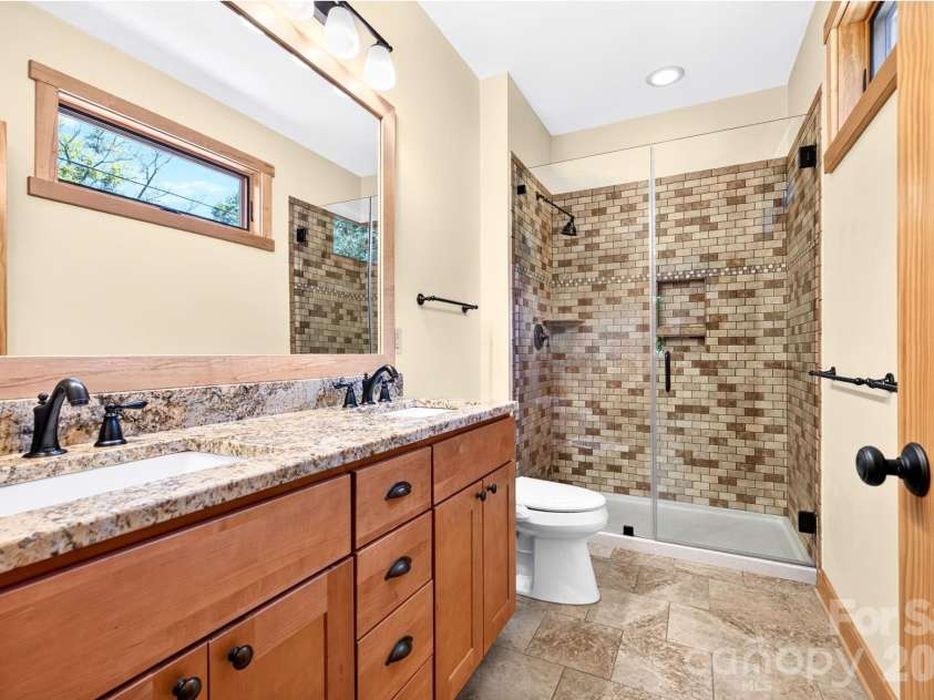 243 Cragmont Road, Black Mountain, NC 28711.  MLS# CAR4418774, YatesRealty ID 47300. 