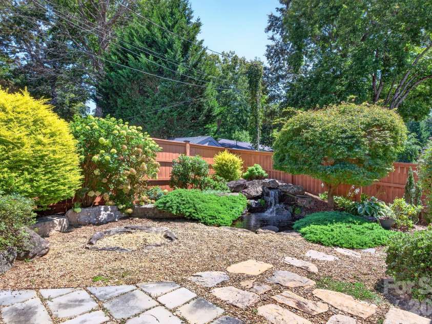 243 Cragmont Road, Black Mountain, NC 28711.  MLS# CAR4418774, YatesRealty ID 47300. 