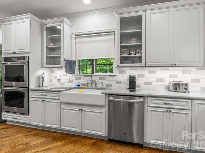 9344 Henry Harris Road, Indian Land, SC 29707.  MLS# CAR4418648, YatesRealty ID 47301. Kitchen