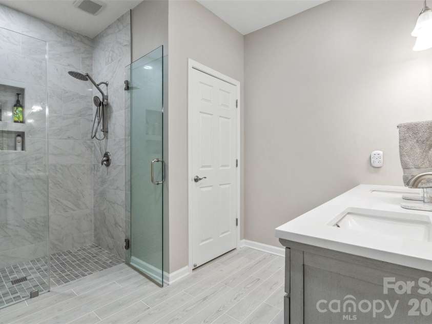 9344 Henry Harris Road, Indian Land, SC 29707.  MLS# CAR4418648, YatesRealty ID 47301. Primary Bathroom