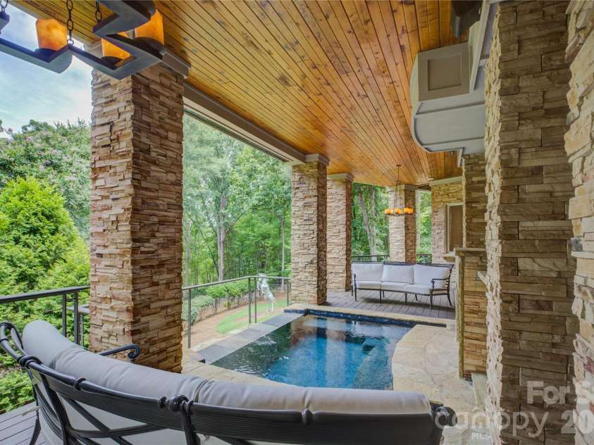 10310 Wildlife Road, Charlotte, NC 28278.  MLS# CAR4414606, YatesRealty ID 47305. Spool