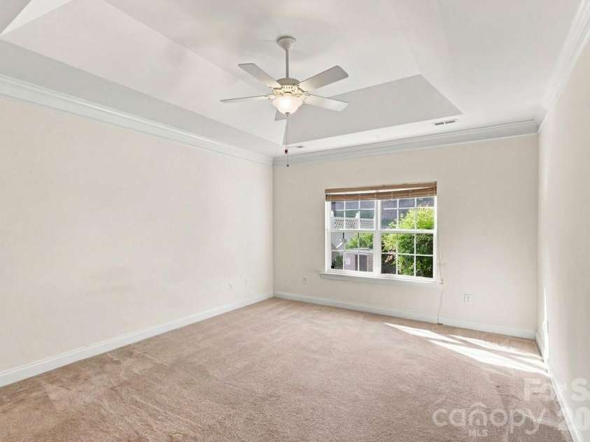 3225 Abbey Walk Lane, Matthews, NC 28105.  MLS# CAR4421215, YatesRealty ID 47307. Primary Not Staged