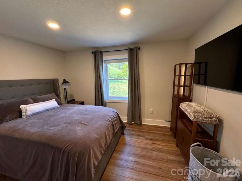 255 Dix Creek No 1 Road, Leicester, NC 28748.  MLS# CAR4418528, YatesRealty ID 47311. 
