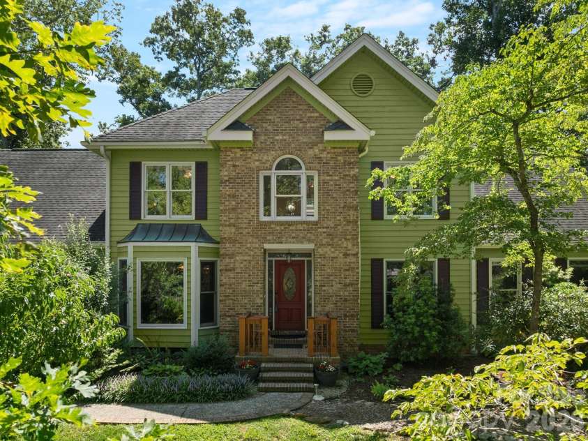 36 Windsong Drive, Fairview, NC 28730.  MLS# CAR4418309, YatesRealty ID 47314. Beautiful brick. newly painted siding.