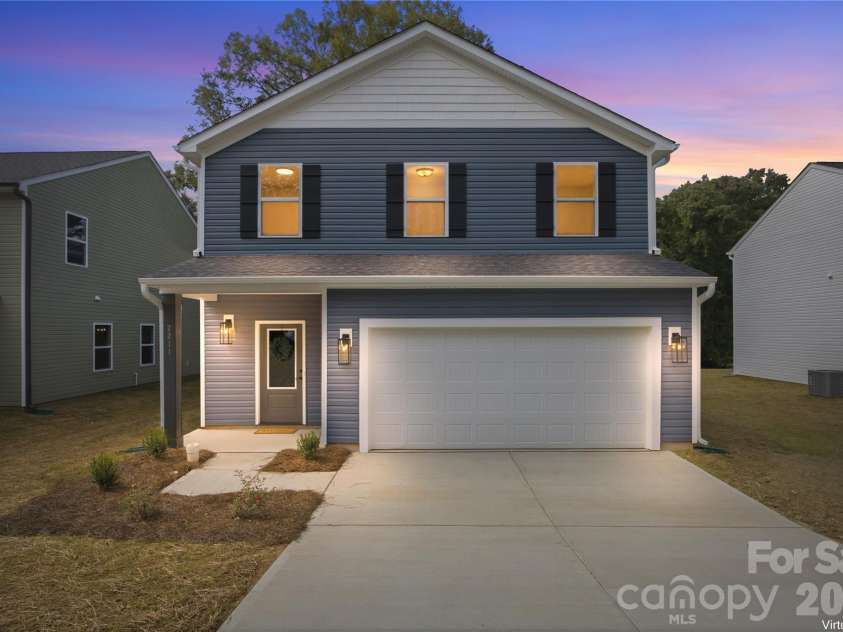 2211 Seventh Avenue, Gastonia, NC 28052.  MLS# CAR4419058, YatesRealty ID 47317. 