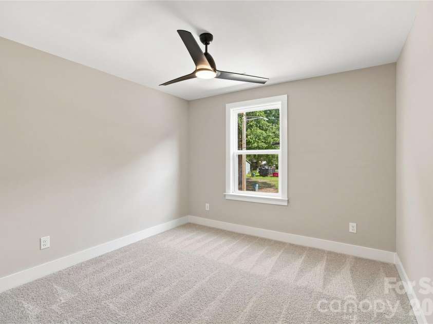 2211 Seventh Avenue, Gastonia, NC 28052.  MLS# CAR4419058, YatesRealty ID 47317. 