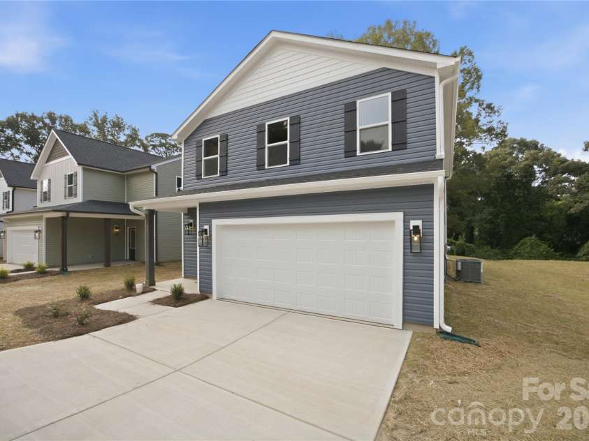 2211 Seventh Avenue, Gastonia, NC 28052.  MLS# CAR4419058, YatesRealty ID 47317. 