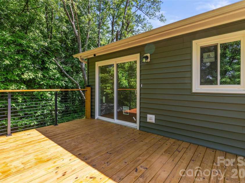 2474 Cedar Valley Drive, Conover, NC 28613.  MLS# CAR4342521, YatesRealty ID 4732. 