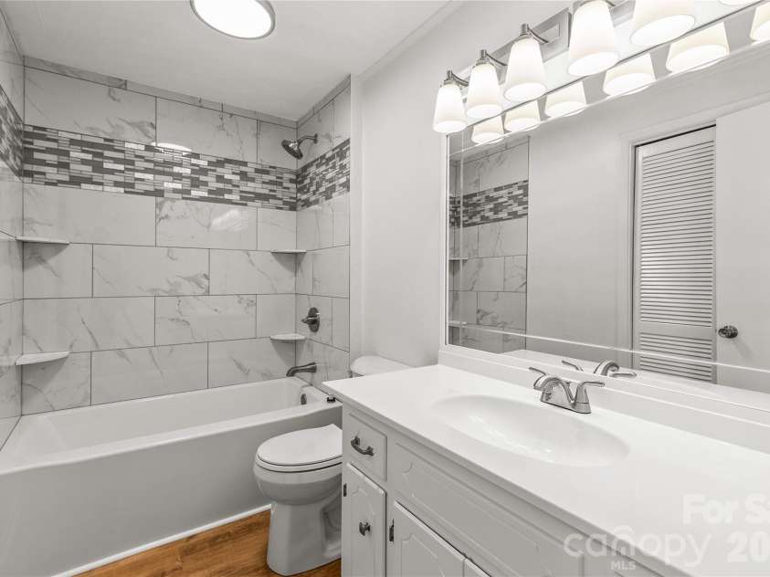 2474 Cedar Valley Drive, Conover, NC 28613.  MLS# CAR4342521, YatesRealty ID 4732. Two Full Bathrooms
