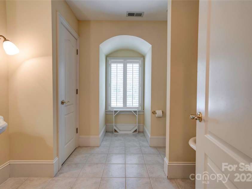 2929 Laura Road, Shelby, NC 28150.  MLS# CAR4127712, YatesRealty ID 4732. Full Bath 3