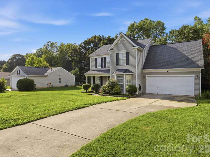 109 Clairwood Drive, Mount Holly, NC 28120.  MLS# CAR4412203, YatesRealty ID 47320. 