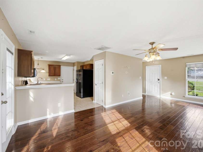 109 Clairwood Drive, Mount Holly, NC 28120.  MLS# CAR4412203, YatesRealty ID 47320. 