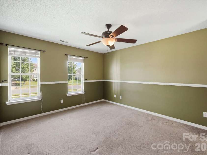 109 Clairwood Drive, Mount Holly, NC 28120.  MLS# CAR4412203, YatesRealty ID 47320. 
