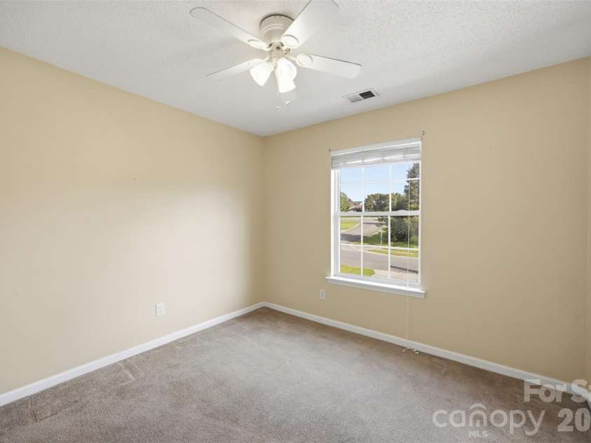 109 Clairwood Drive, Mount Holly, NC 28120.  MLS# CAR4412203, YatesRealty ID 47320. 