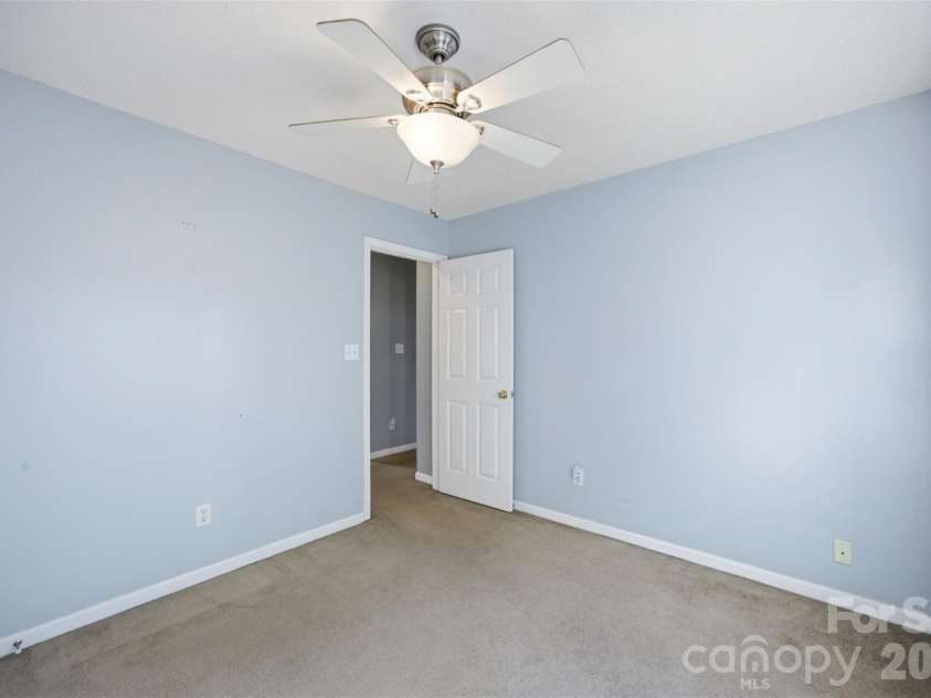 109 Clairwood Drive, Mount Holly, NC 28120.  MLS# CAR4412203, YatesRealty ID 47320. 
