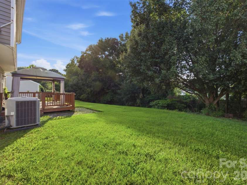 109 Clairwood Drive, Mount Holly, NC 28120.  MLS# CAR4412203, YatesRealty ID 47320. 