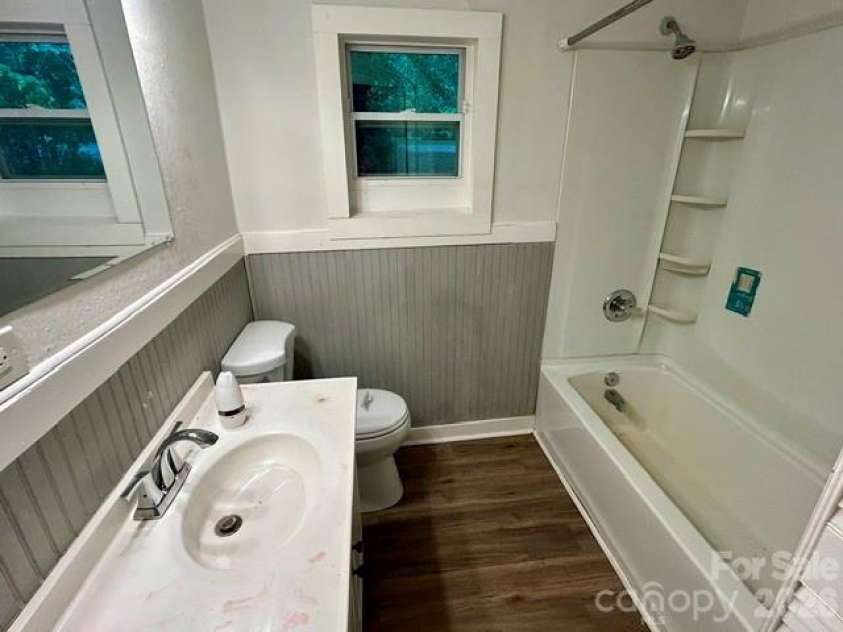 62 Kinard Lane, Penrose, NC 28766.  MLS# CAR4418956, YatesRealty ID 47323. Hall bathroom