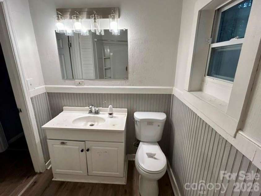 62 Kinard Lane, Penrose, NC 28766.  MLS# CAR4418956, YatesRealty ID 47323. Hall bathroom