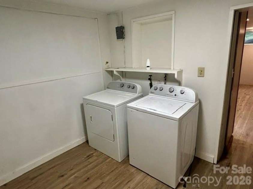 62 Kinard Lane, Penrose, NC 28766.  MLS# CAR4418956, YatesRealty ID 47323. Laundry Rm
