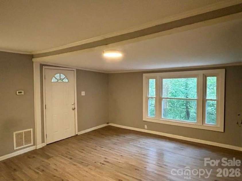 62 Kinard Lane, Penrose, NC 28766.  MLS# CAR4418956, YatesRealty ID 47323. Living Rm