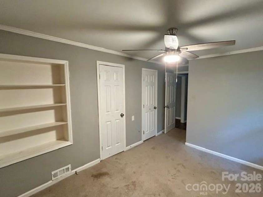 62 Kinard Lane, Penrose, NC 28766.  MLS# CAR4418956, YatesRealty ID 47323. Primary BR